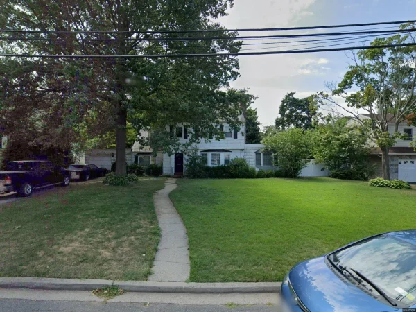 224 Windsor Lane, West Hempstead, New York